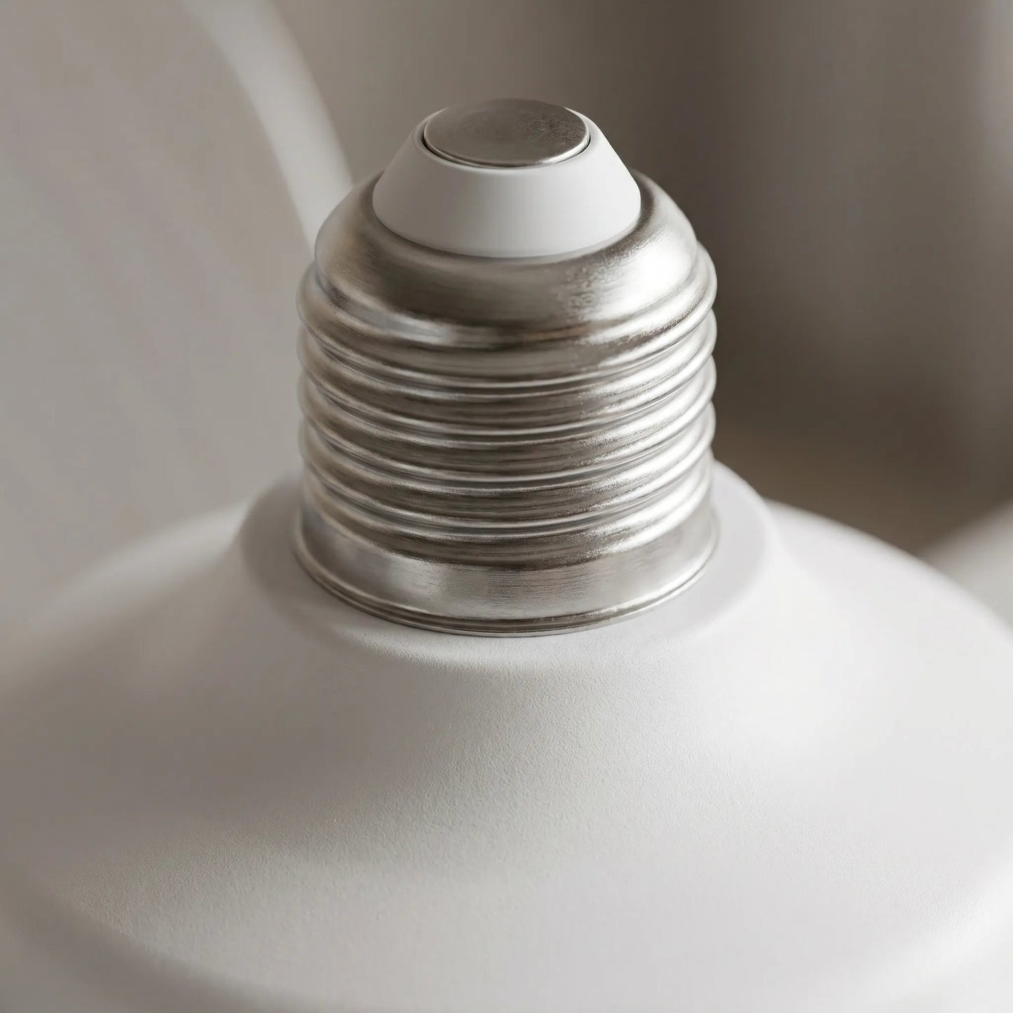 Aeroluxe | Einschraubbarer Deckenventilator mit LED 2