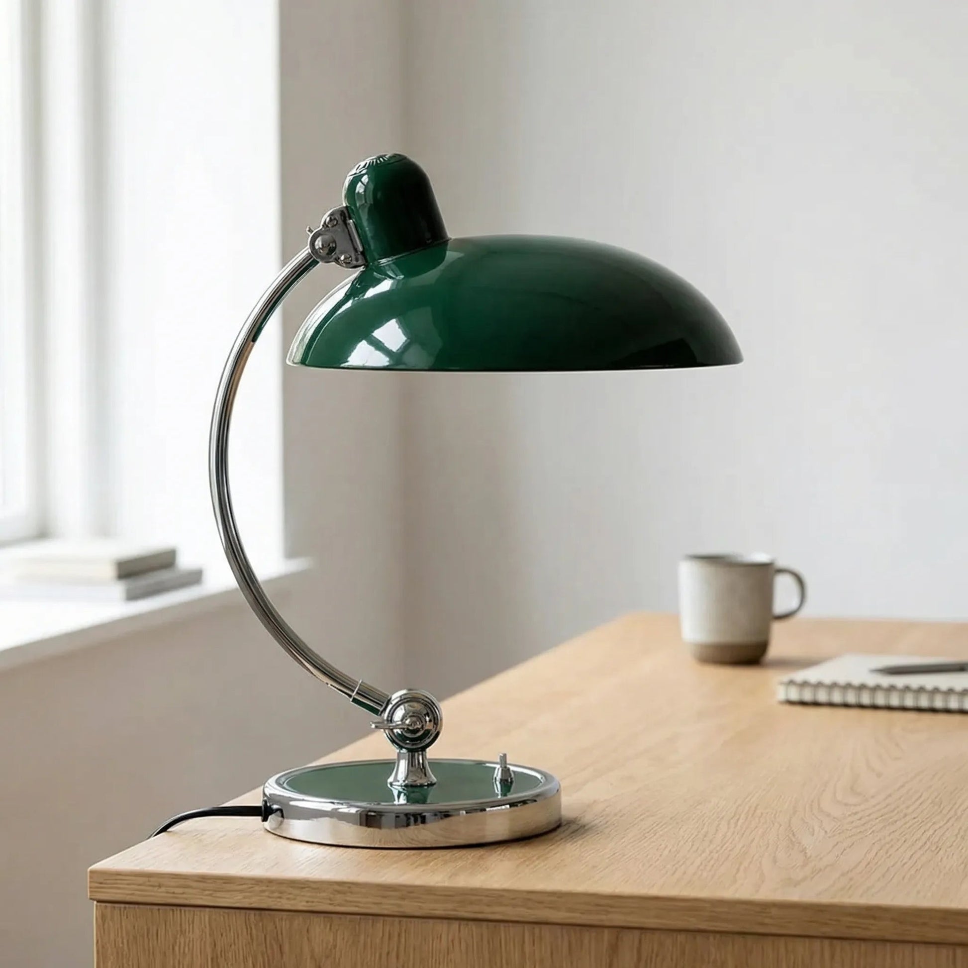 Bauhaven | Verstellbare Vintage-Bauhaus-Schreibtischlampe 1