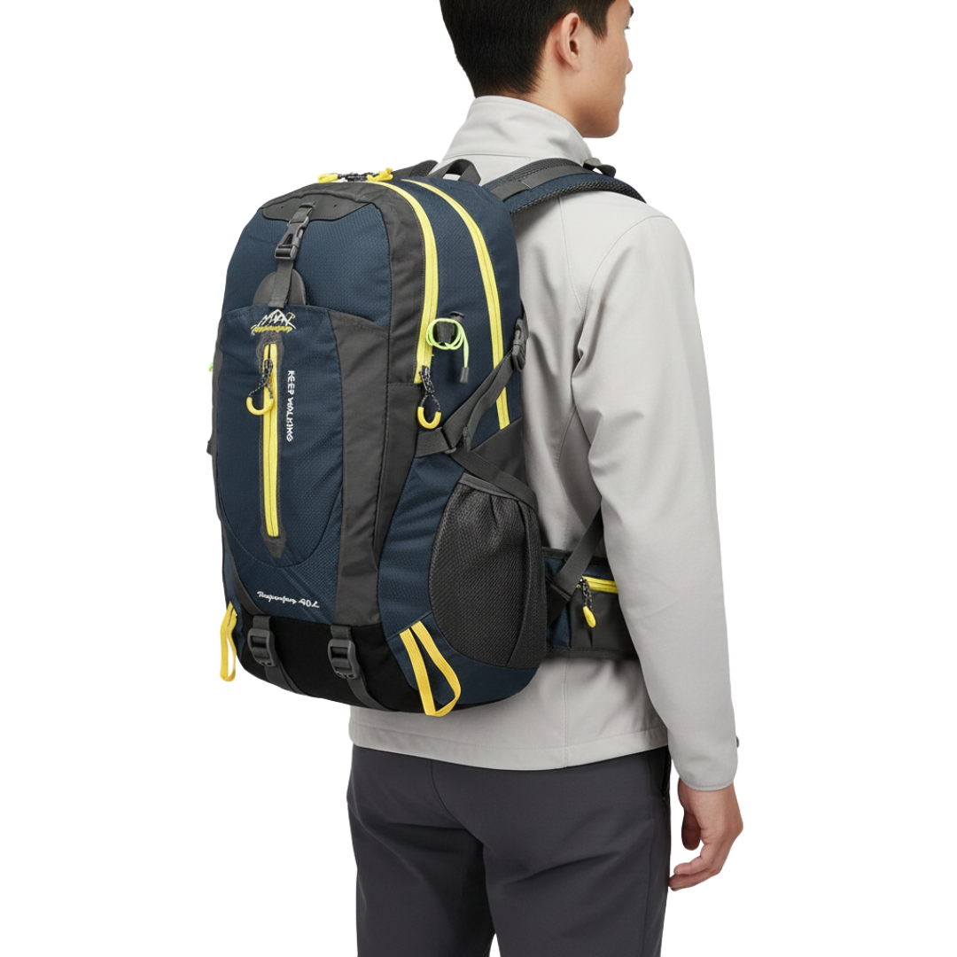Camp Basel | Wasserfester Laptop Rucksack 40 Liter 11