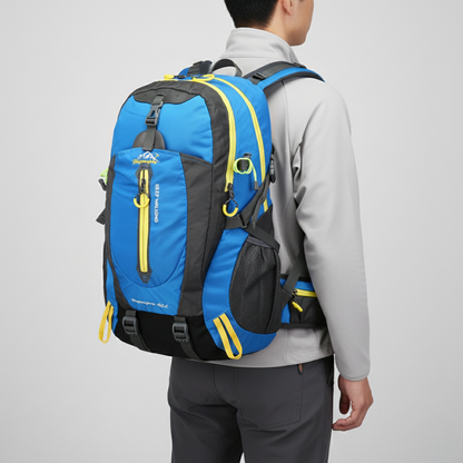 Camp Basel | Wasserfester Laptop Rucksack 40 Liter 3