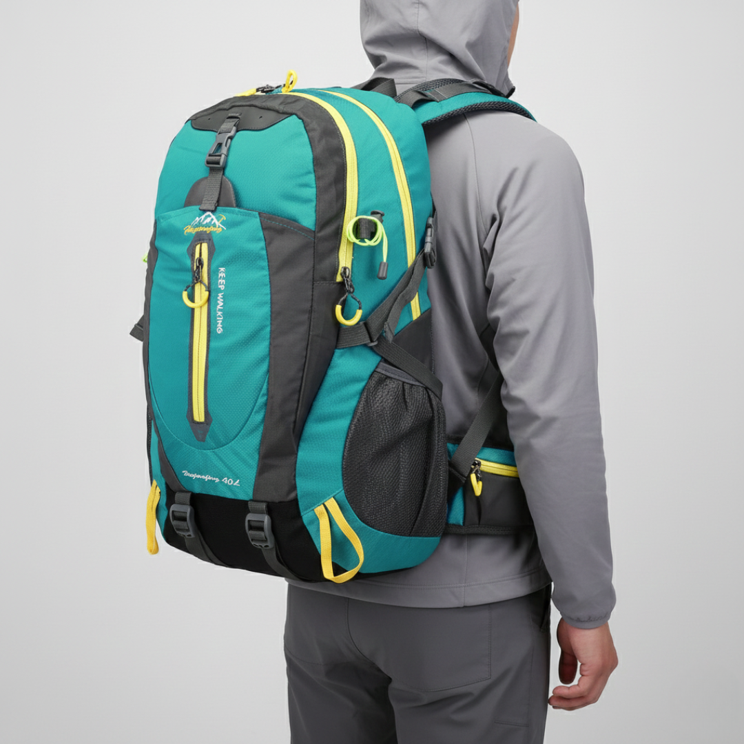 Camp Basel | Wasserfester Laptop Rucksack 40 Liter 8