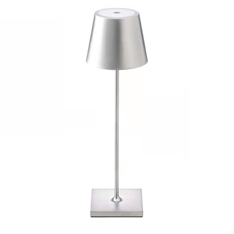 ClassicLume | Kabellose Tischlampe mit modernem Design 7
