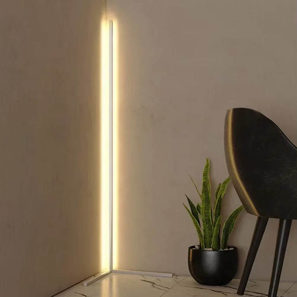 Dimmbare LED-Stehlampe | Ecklicht für stimmungsvolles Ambiente 3