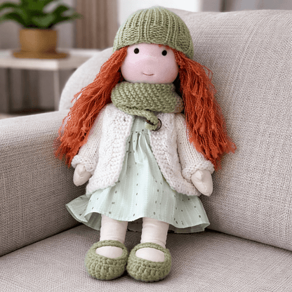ELORA | Handgefertigte Waldorfpuppe aus Baumwolle 2