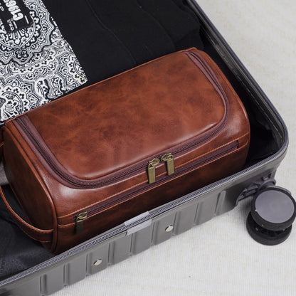 Eleganter Kulturbeutel aus Leder | Praktisches Reiseaccessoire 2