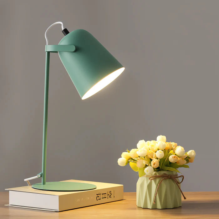 Erion | Moderne LED-Tischlampe für Schreibtisch und Nachttisch 6