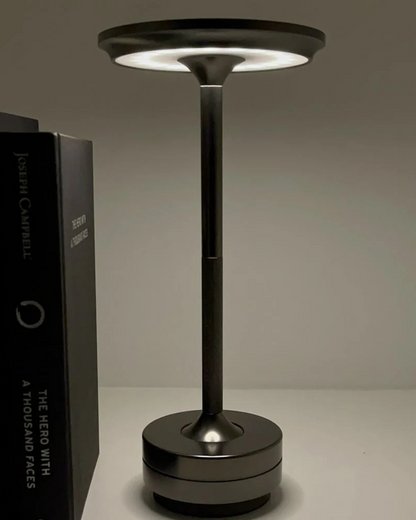 Lumivelle | Skulpturale LED-Tischlampe 7