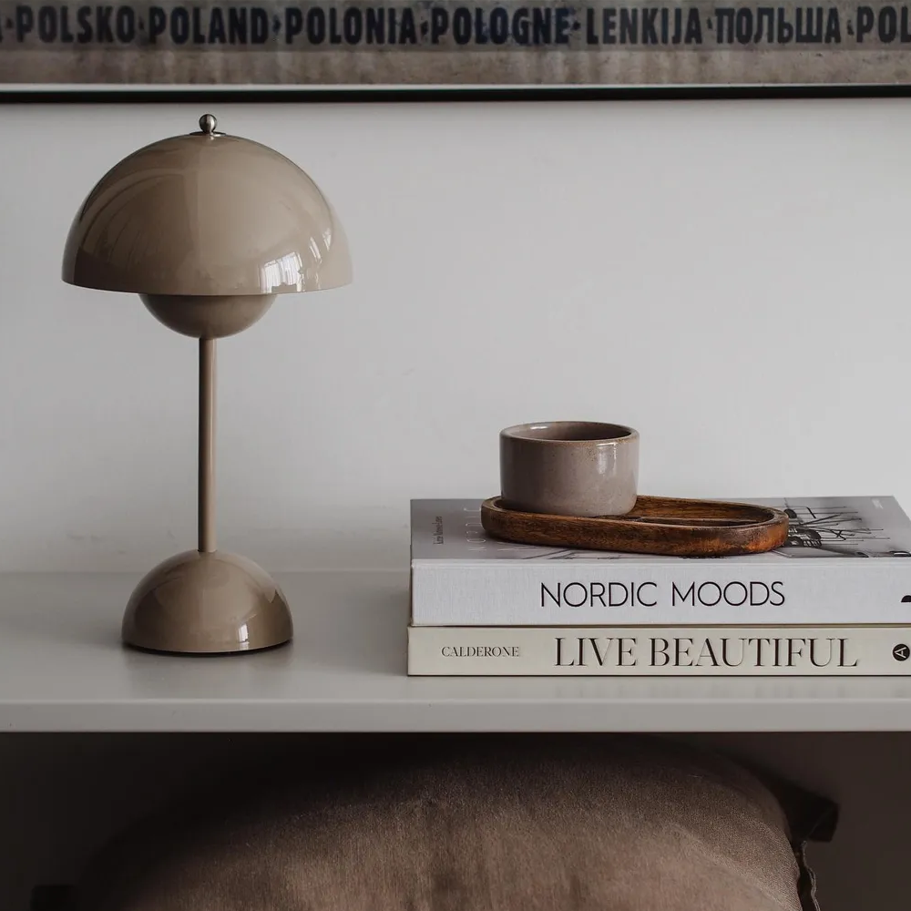 Moderne LED-Lampe | Skandinavische Tischlampe 4